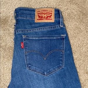Levi’s skinny jeans